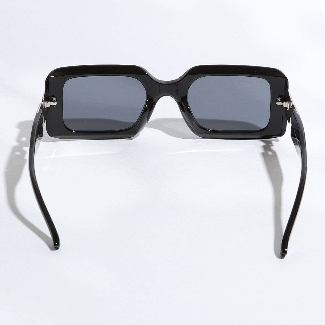 Square Wide Frame Chunky Chain Leg Sunglasses Black