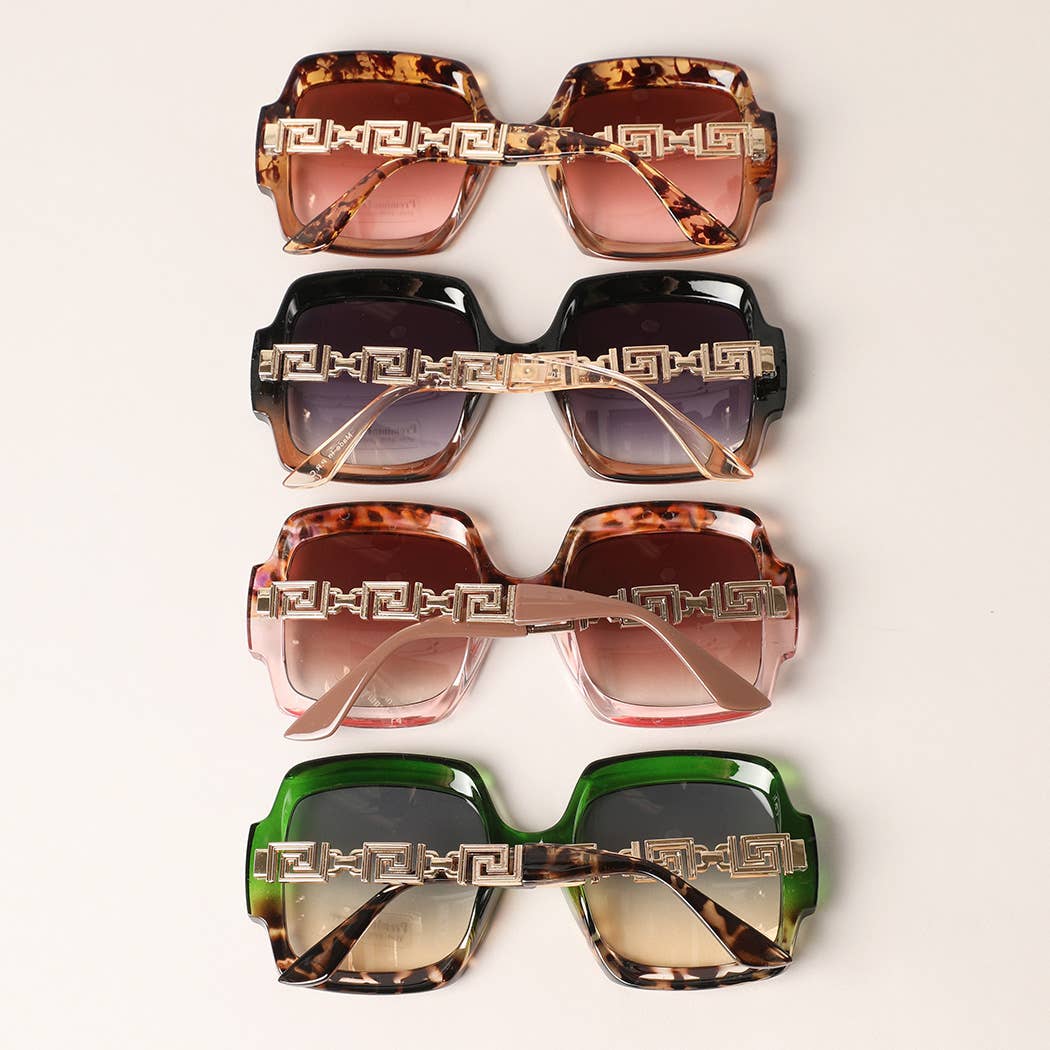Large Square Shape Mix Color Frame Sunglasses: 12 ASSORTED COLORS / ONE SIZE $95.00 For All 12 Sunglasses