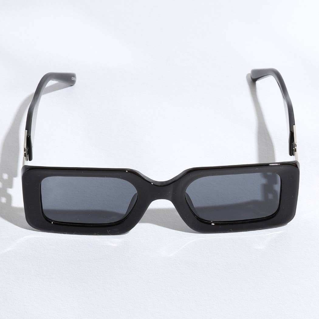 Square Wide Frame Chunky Chain Leg Sunglasses Black