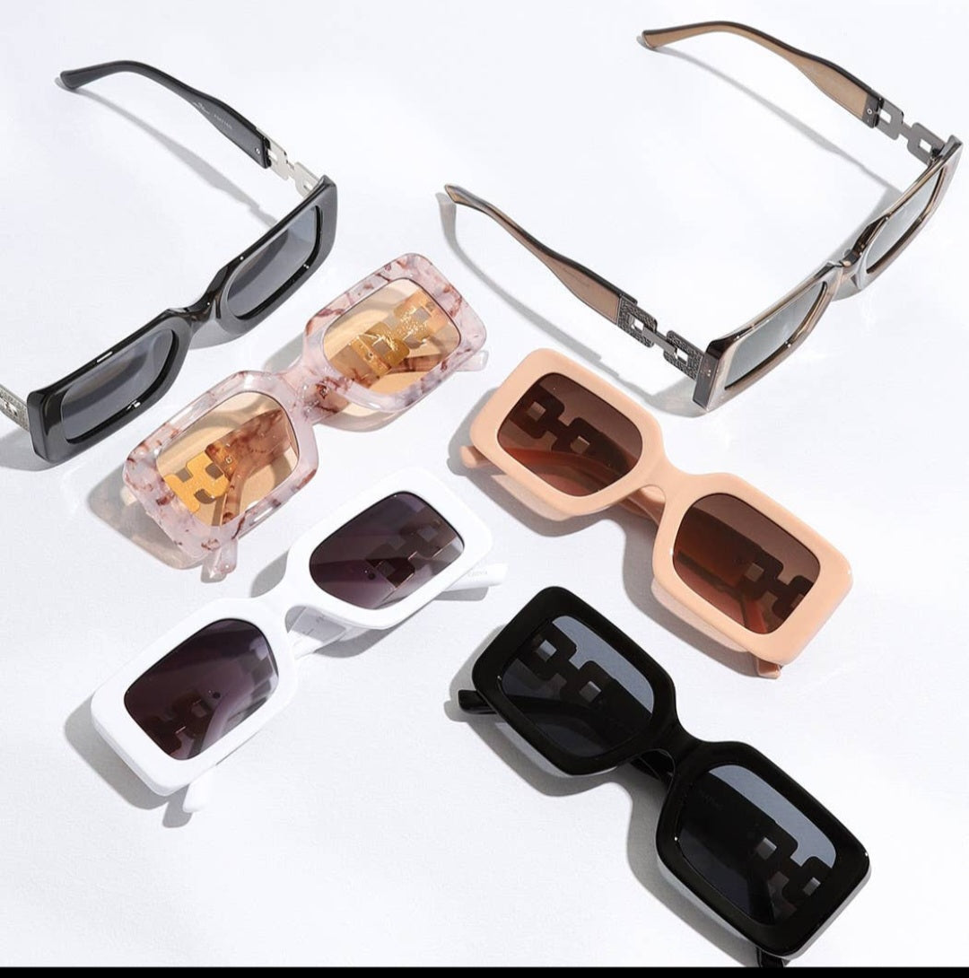 Wide Frame chunky chain Sunglasses