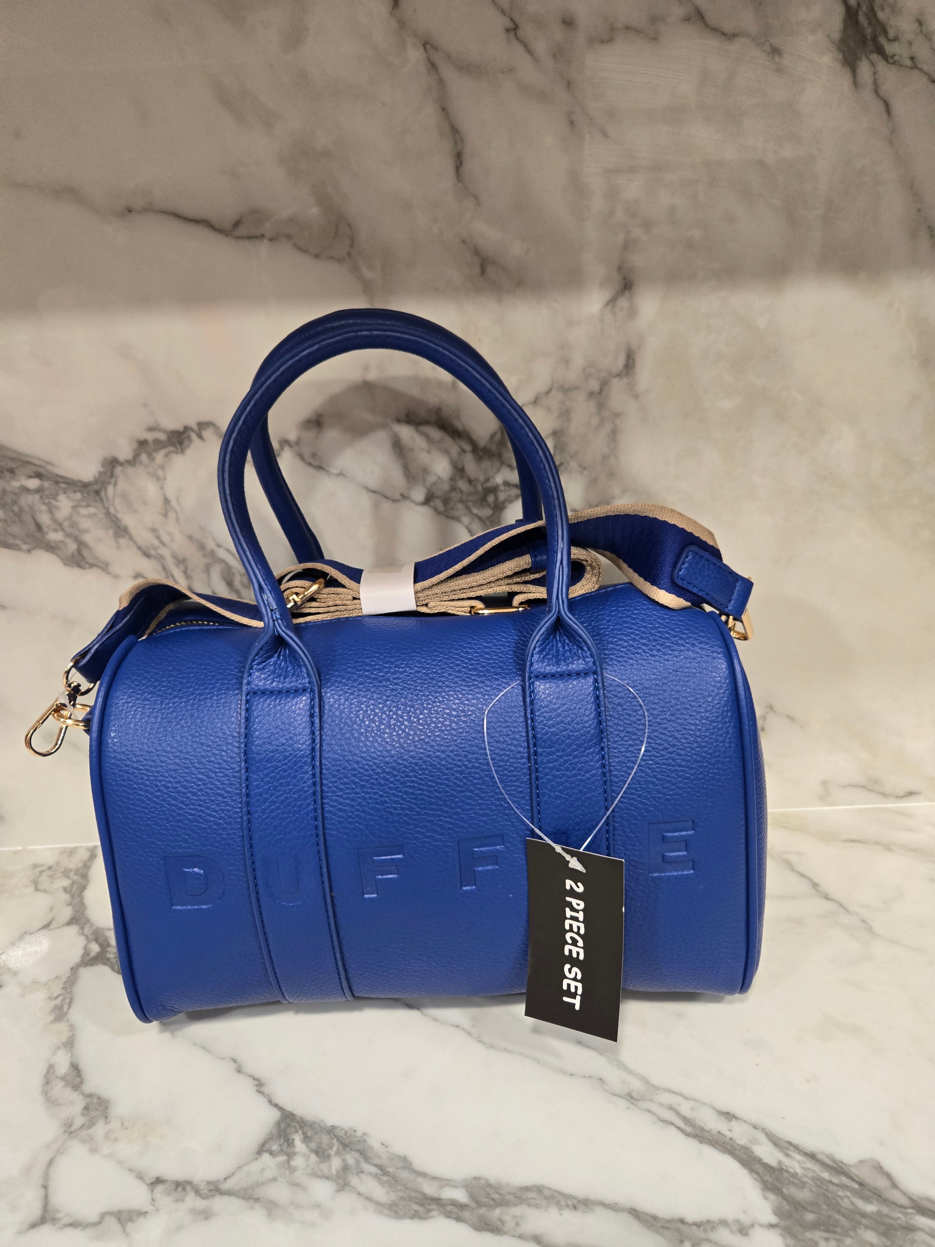 Duffel set come with wallet