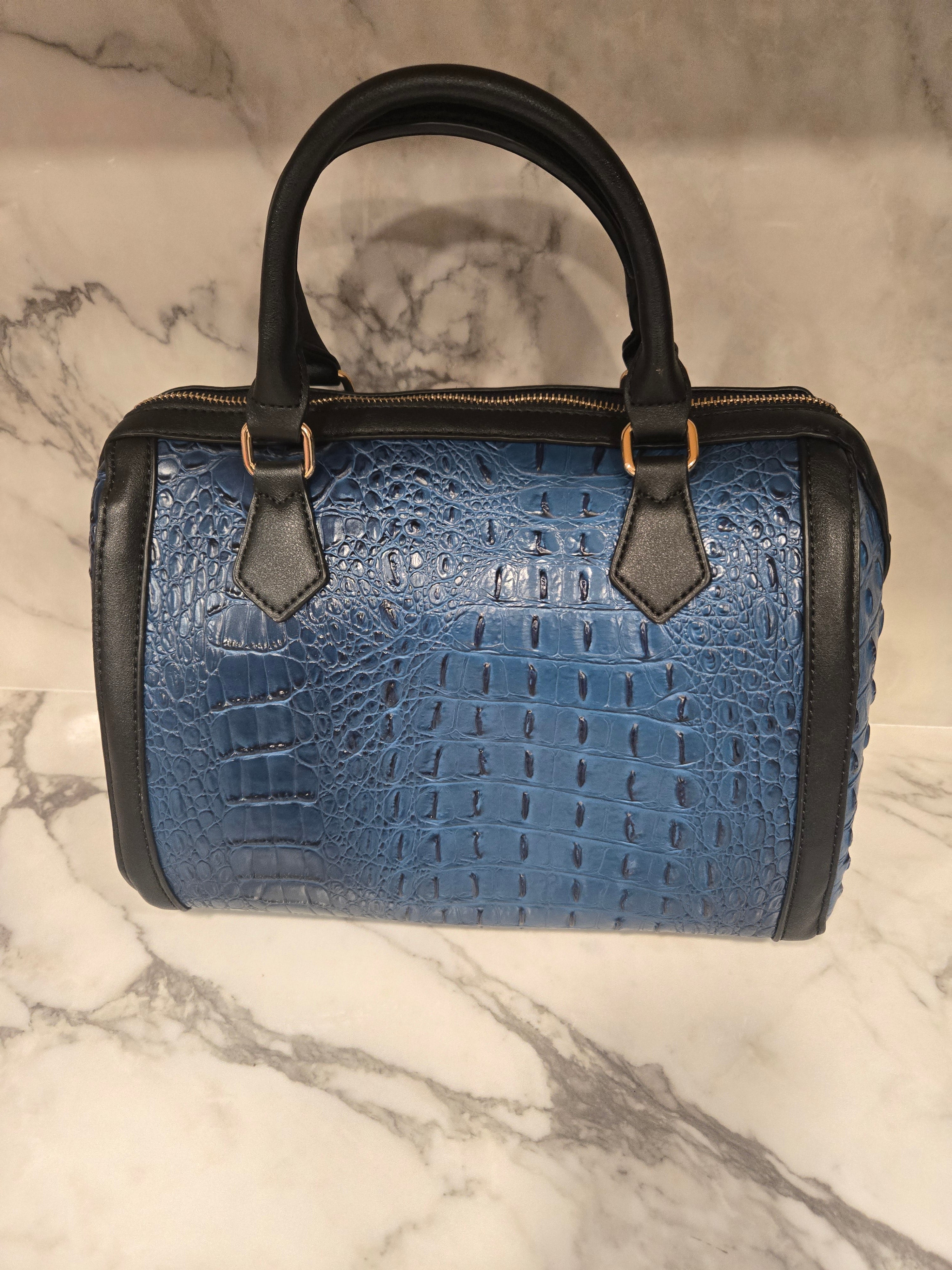 Fashion crocodile Satchel Bag comes with shoulder Strap