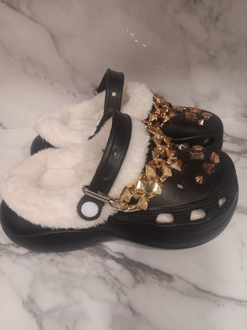 Black Winter fur Crocs